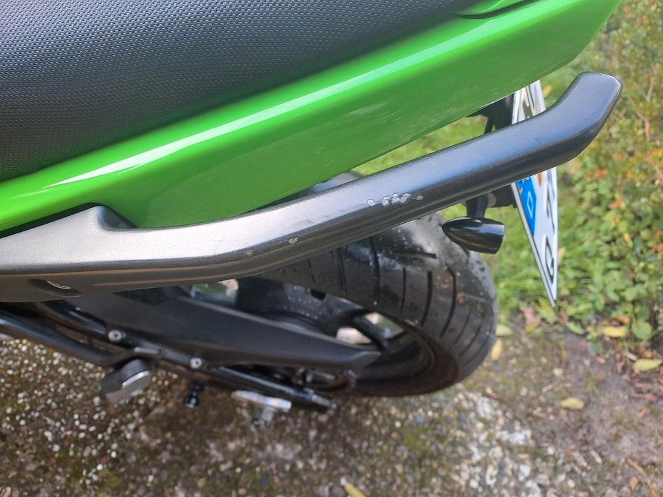 Kawasaki ER6n A2 tauglich in Seeth