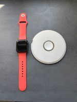 Apple Watch Series 6 mit Ladeststion + ungenutztes Armband schwar Bremen - Oberneuland Vorschau