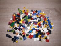 Lego 250g Figurenteile und Zubehör (1) Nordrhein-Westfalen - Hellenthal Vorschau
