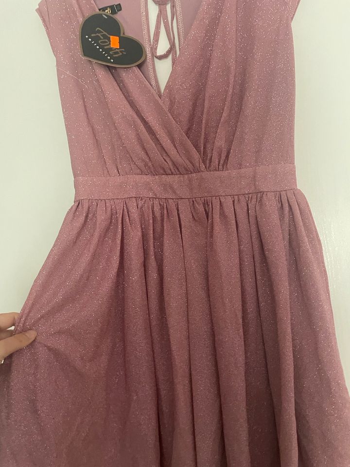 Kleid Größe 36 Glitzer rosa in Gießen