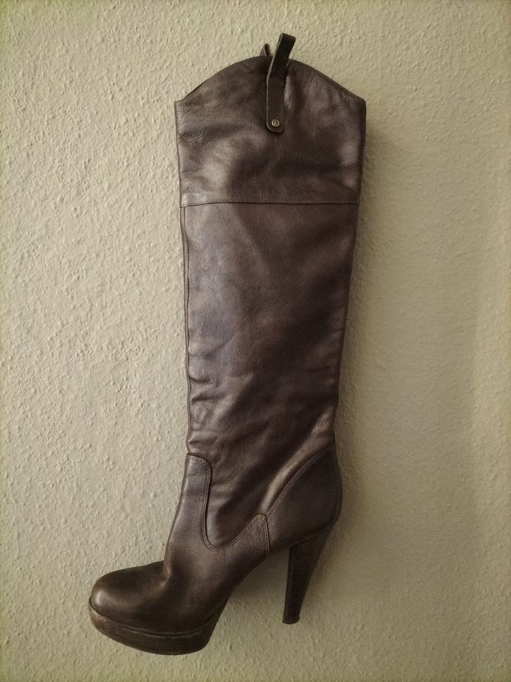 Guess Leder(!) NP 230€ Boho / Vintage lange Stiefel in Hamburg