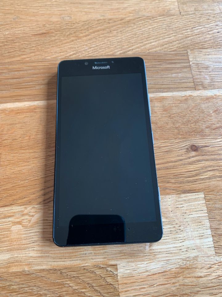 Nokia Lumia 950 in Leonberg