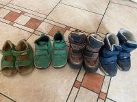 Schuhe Größe 25 Kinderschuhe Junge Schneestiefel Sandalen Nordrhein-Westfalen - Goch Vorschau