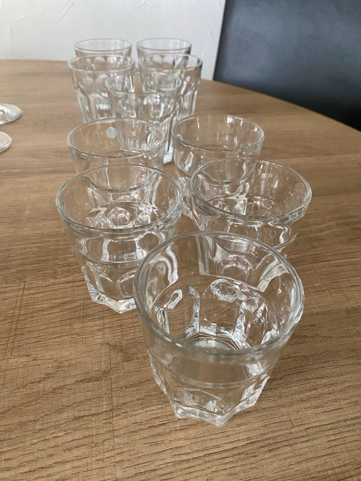 Moderne Gläser Setpreis 10€ in Chemnitz