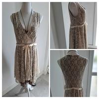 VILA SPITZENKLEID DUNKEL UNTERFÜTTERT MIT SATINBAND L/40 Bayern - Zirndorf Vorschau