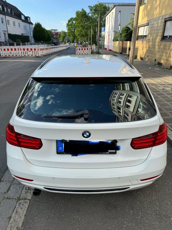 BMW 320d Touring Sport Line Sport Line in Nürnberg (Mittelfr)