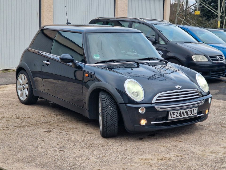 MINI Cooper 1.6 Benzin in Hameln