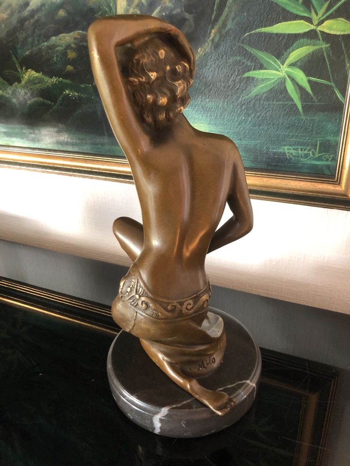 Bronzefigur Frau Jugendstil Schönheit Skulptur Art Deco in Centrum