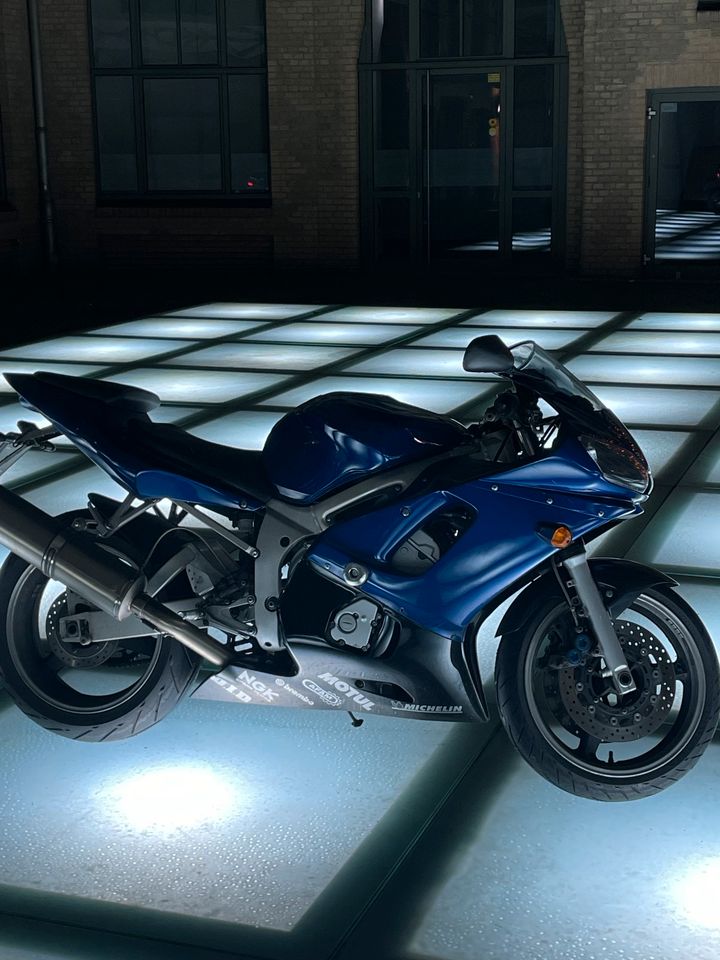 Yamaha R6 Gedrosselt auf 48 PS in Berlin