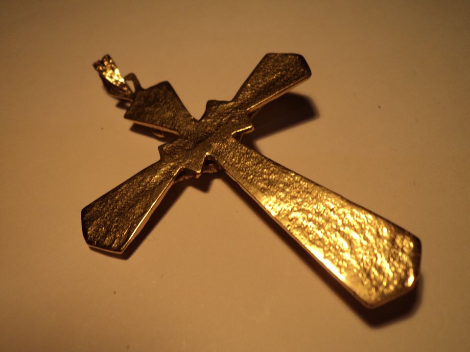 Goldenes Kreuz Acht Rubine,750 er,Gold,Rubine,18 Karat,Anhänger in Nidda
