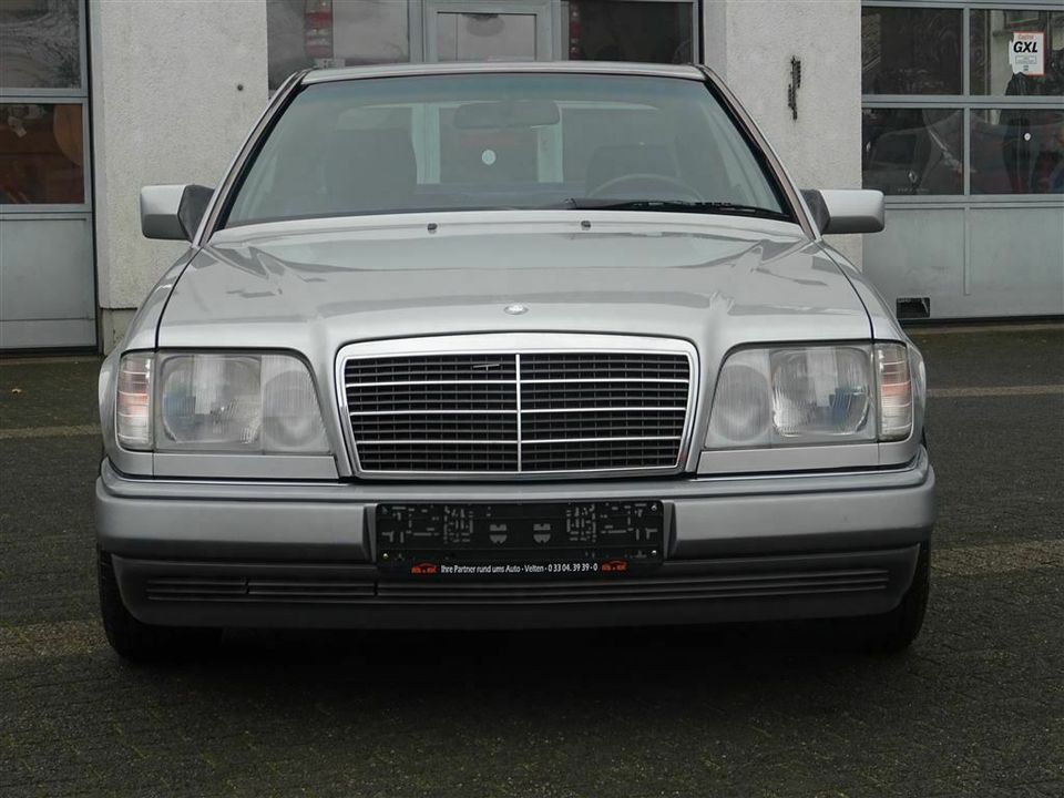 Mercedes-Benz 320 CE 2.Hand KLIMA Deutsches Modell 83TKM TOP in Velten