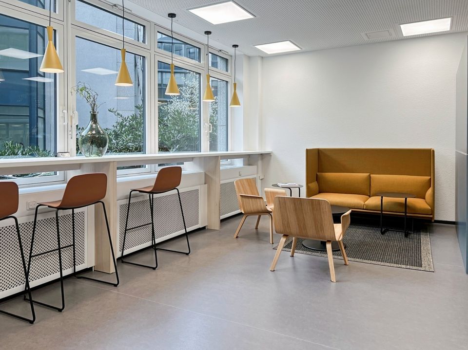 Privater Büroraum für 3 Personen in Regus Atrium in Leipzig