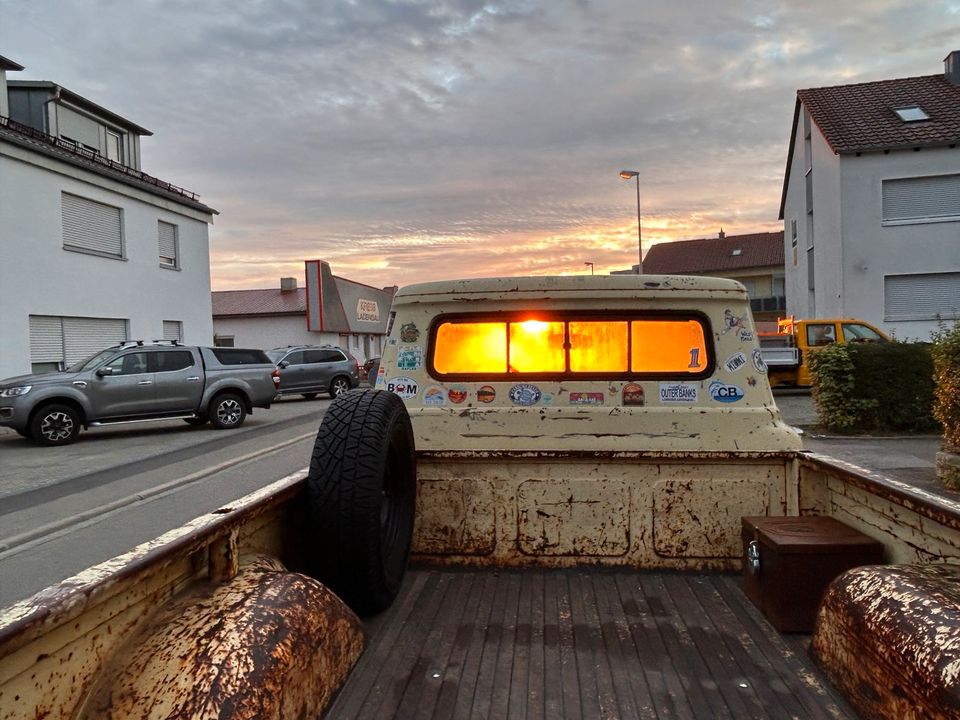 Ford F100 PickUp Longbed Styleside V8 1960 in Crailsheim