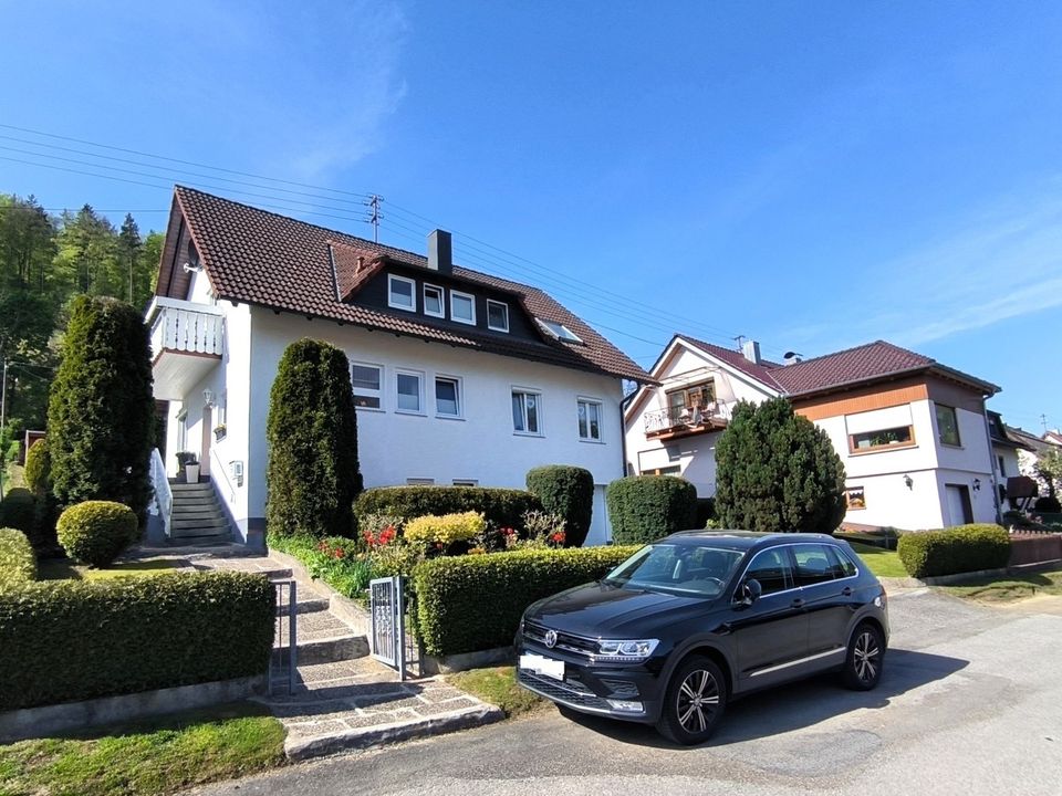 RESERVIERT! Gepflegtes Mehrgenerationenhaus zum Soforteinzug! in Sulz