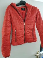 Jacke von Bershka Gr. Xs rot Saarbrücken-Mitte - Alt-Saarbrücken Vorschau