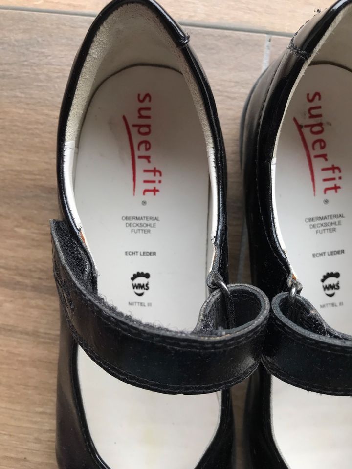 Superfit Ballerina Lackschuh schwarz Größe 36 in Guntersblum