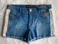 Blaue Jeansshorts mit Spitze von Clockhouse C&A Gr. 38 NEU Feldmoching-Hasenbergl - Feldmoching Vorschau