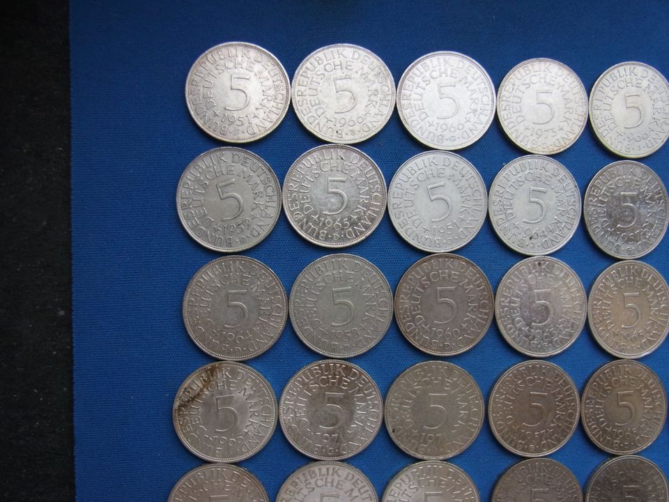 5 DM Silberadler Konvolut zum Silberpreis in Nürnberg (Mittelfr)