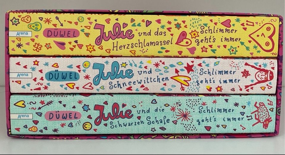 Bücherset Julie - Schlimmer geht immer (Band 1-3) & Band 4 in Delbrück