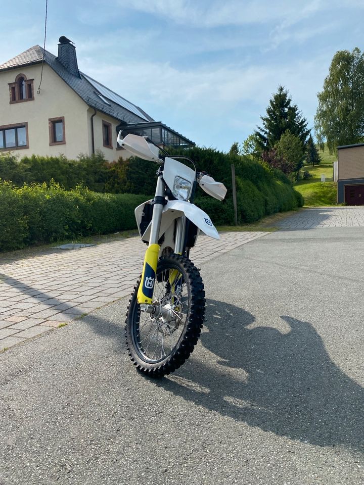 Husqvarna FE 250 in Waldenburg