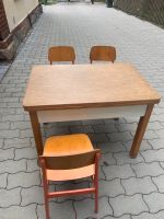 Tisch und 4 Stühle Sachsen - Werdau Vorschau