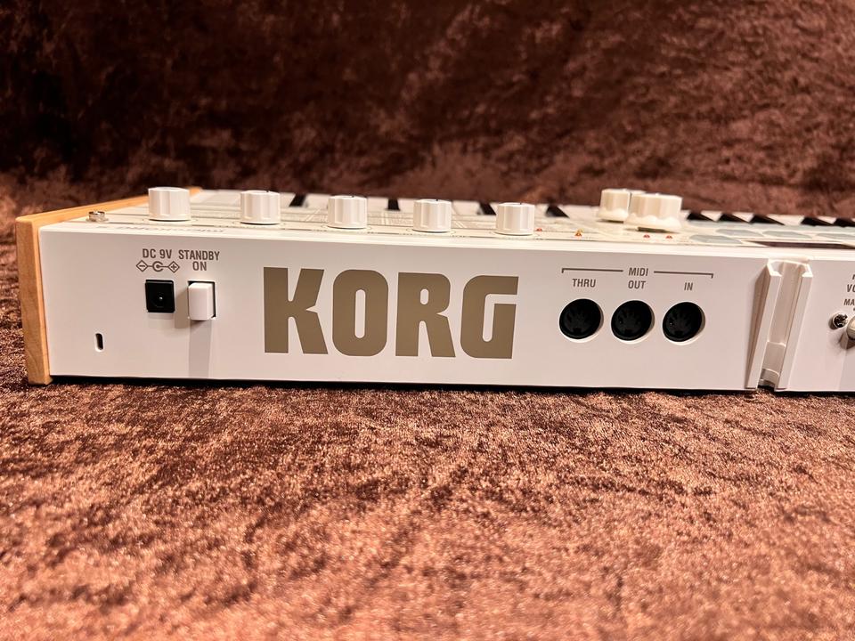 Korg MicroKORG S weiß (Analog Modeling Synthesizer/Vocoder) in Fuldatal