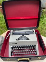 Facit Mechanische Schreibmaschine mit Vintage Koffer Top Baden-Württemberg - Karlsruhe Vorschau