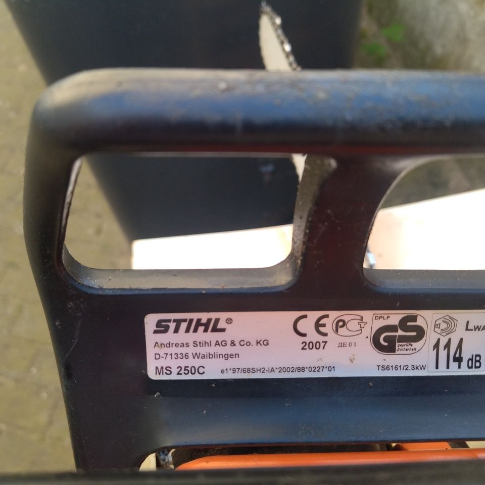 Motorsäge Kettensäge Stihl MS 250 C mit Leichtstart in Pritzwalk