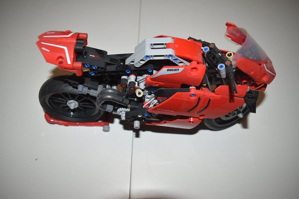 Lego 42107 Ducati in Lathen