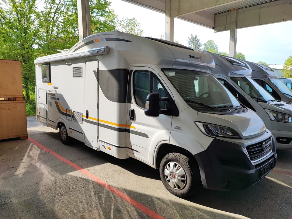 Sun Living M 50 SL (Adria) EZ 2016 Hubbett+Solar+TV+AHK+Klima in Neumarkt i.d.OPf.