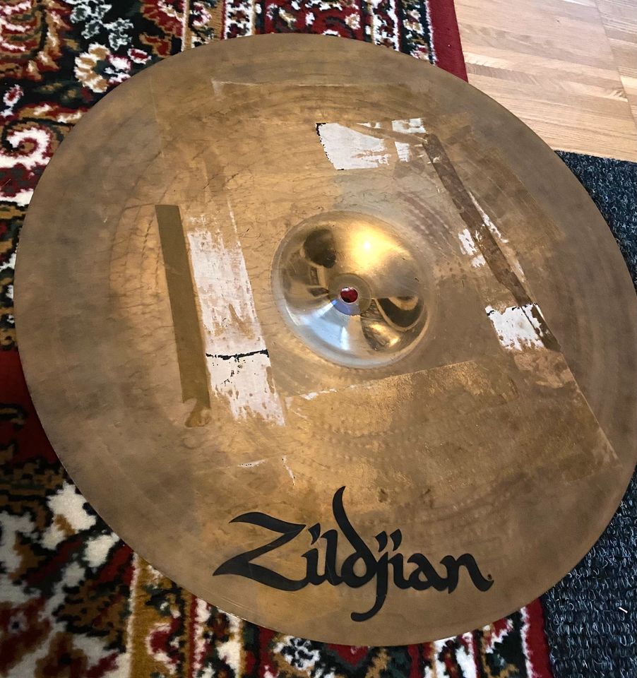 Zildjian Scimitar Ride in Bibertal