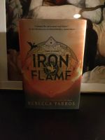 Iron Flame von Rebecca Yarros englisches Hardcover Hannover - Nord Vorschau