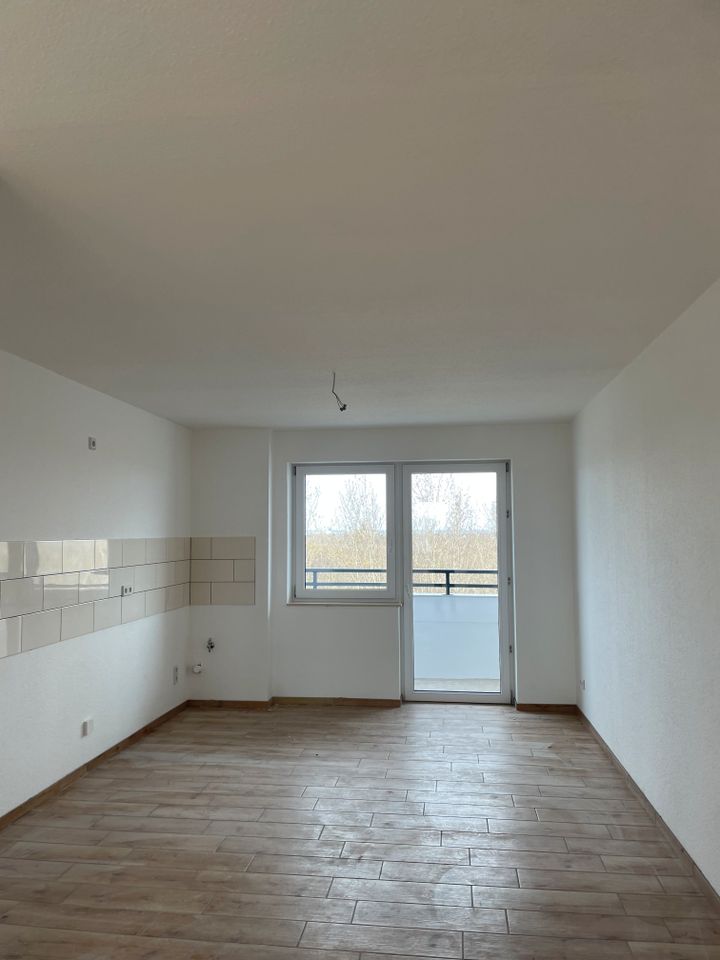 Erstbezug nach Sanierung // 3-Raumwohnung (zw. 84-85 qm) in Magdeburg