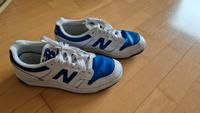Schuhe New Balance weiß-blau Kr. München - Sauerlach Vorschau