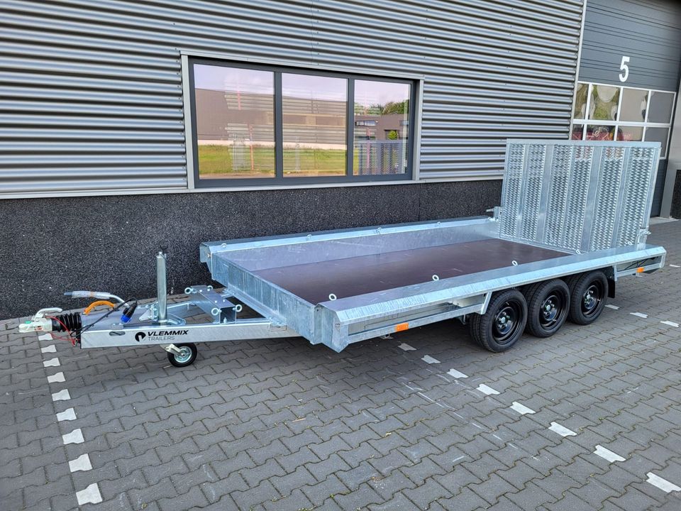 Dreiachser Maschinentransporter Vlemmix 3500 kg 400x180 cm Bagger in Blankenheim