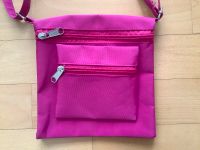 Kl. Handtasche m. verstellbarem Schulterriemen, pink, Nylon o.ä. Hessen - Langen (Hessen) Vorschau