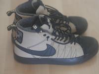 Nike SB Blazer Mid Gr. 39 Niedersachsen - Bad Pyrmont Vorschau