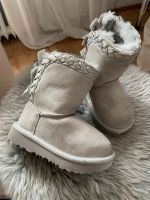 ‼️ tolle Ugg Boots Schuhe in hellgrau mit Schleife 23,5 Baden-Württemberg - Hardheim Vorschau