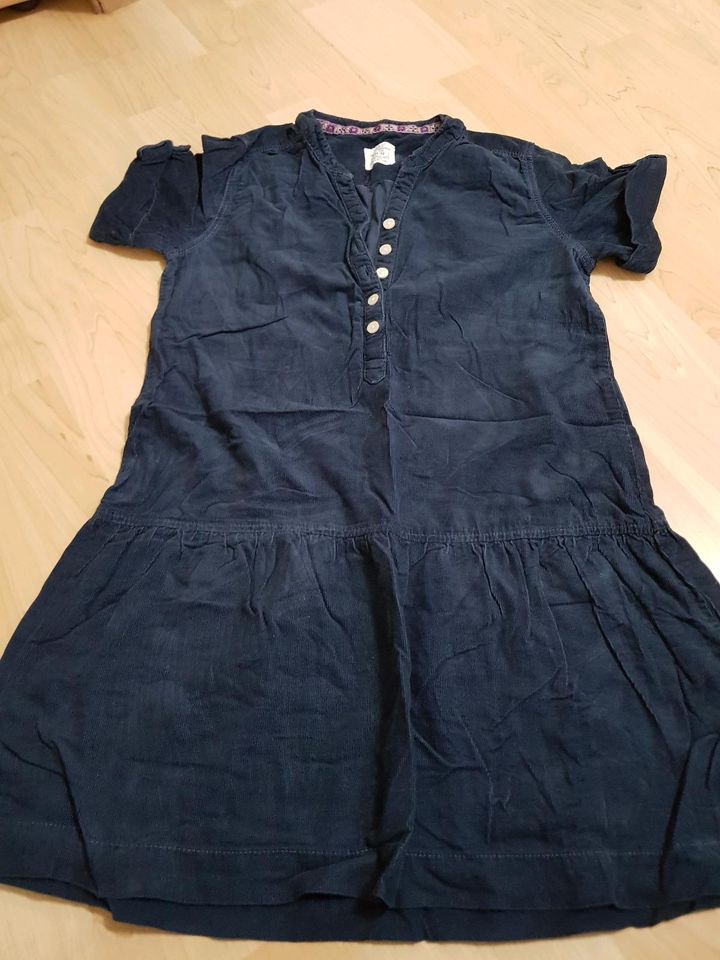 Mädchen Kleid  Neuwertig  Gr.  152 in Hamburg