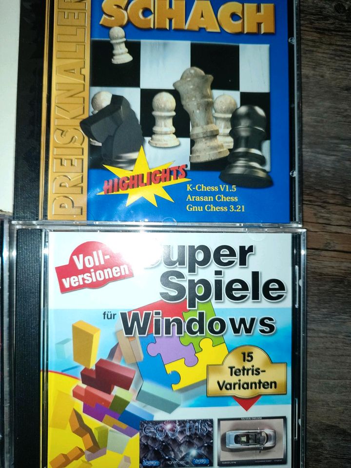 Mega Spielepack, 5 CD's, Windows 95/98, alt in Neuensalz