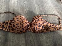 Bikini Oberteil H&M Leopard Größe 42 Thüringen - Eisenach Vorschau