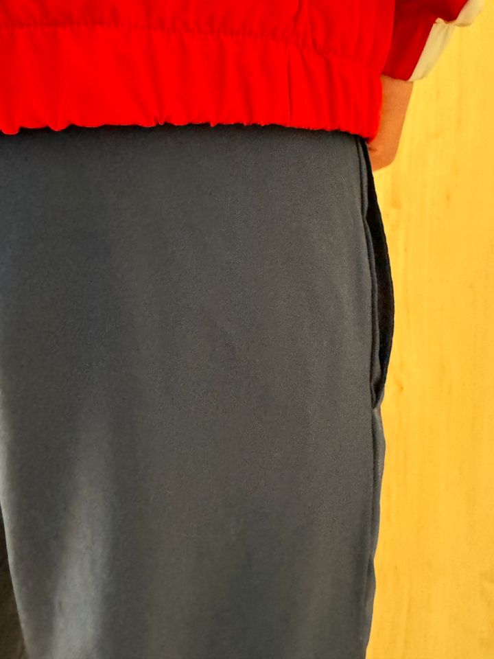 Lacoste Sport - Trainingsanzug rot, blau, weiß (S) - Guter Zustan in Dresden