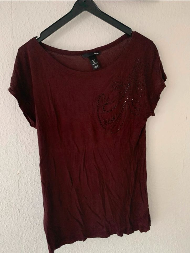 Rotes Damenshirt mit Strasssteinen, Shirt S, neu in Stuttgart