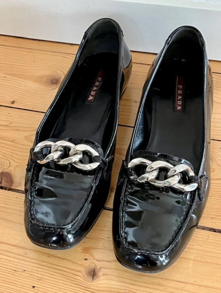 PRADA Damenschuhe Loafer Lack schwarz 38,5 38 1/2 College in Meerbusch