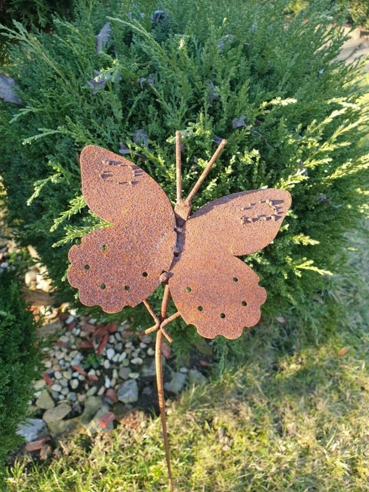 Gartenstecker Schmetterling Rost Metall Stecker Deko 90 cm NEU in Bissendorf