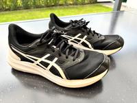 Asics Größe 41,5 Hessen - Nidderau Vorschau
