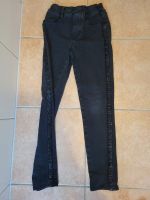 TCM Gr 134/140 Mädchen Jeans schwarz Glitzer, größenverstellbar Bayern - Erlangen Vorschau