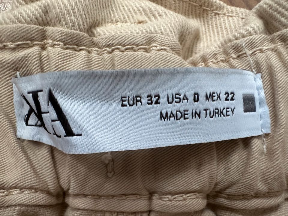 ZARA Damen Cargo Hose Jeans beige Größe 32 neu und ungetragen in Solingen