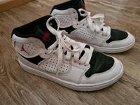 Nike Jumpman Turn Schuhe Gr. 41 Bayern - Pottenstein Vorschau