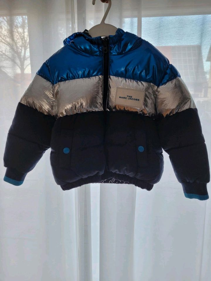 THE MARC JACOBS WINTERJACKE BLAU FÜR JUNGEN/ KINDER in Weil am Rhein